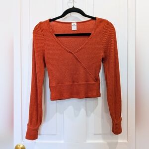 Hollister Orange Ribbed V-Neck Top | Small